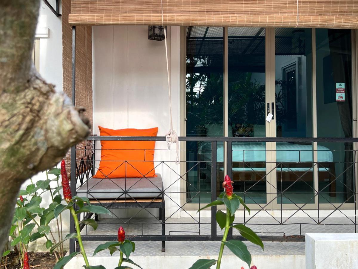 The Snug Airportel - Phuket Airport Nai Yang Beach Exteriör bild